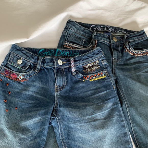 Girls Gap Denim Embroidered Jeans - Picture 1 of 3